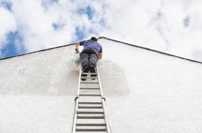 Peinture extérieure à la Verrière — façades et ravalement