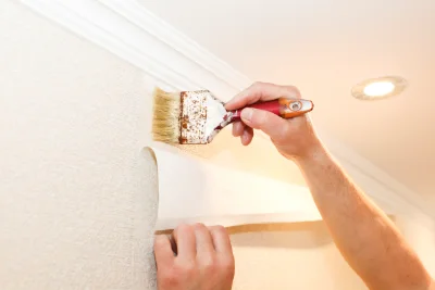Pose de papier peint à la Verrière — revêtements muraux et toiles de verre